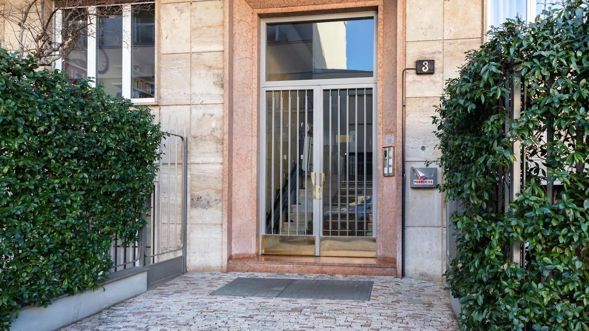 Apartment City Charme Studio Milan Italy